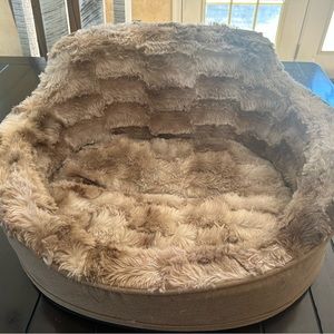 Sherpa nwot pet bed